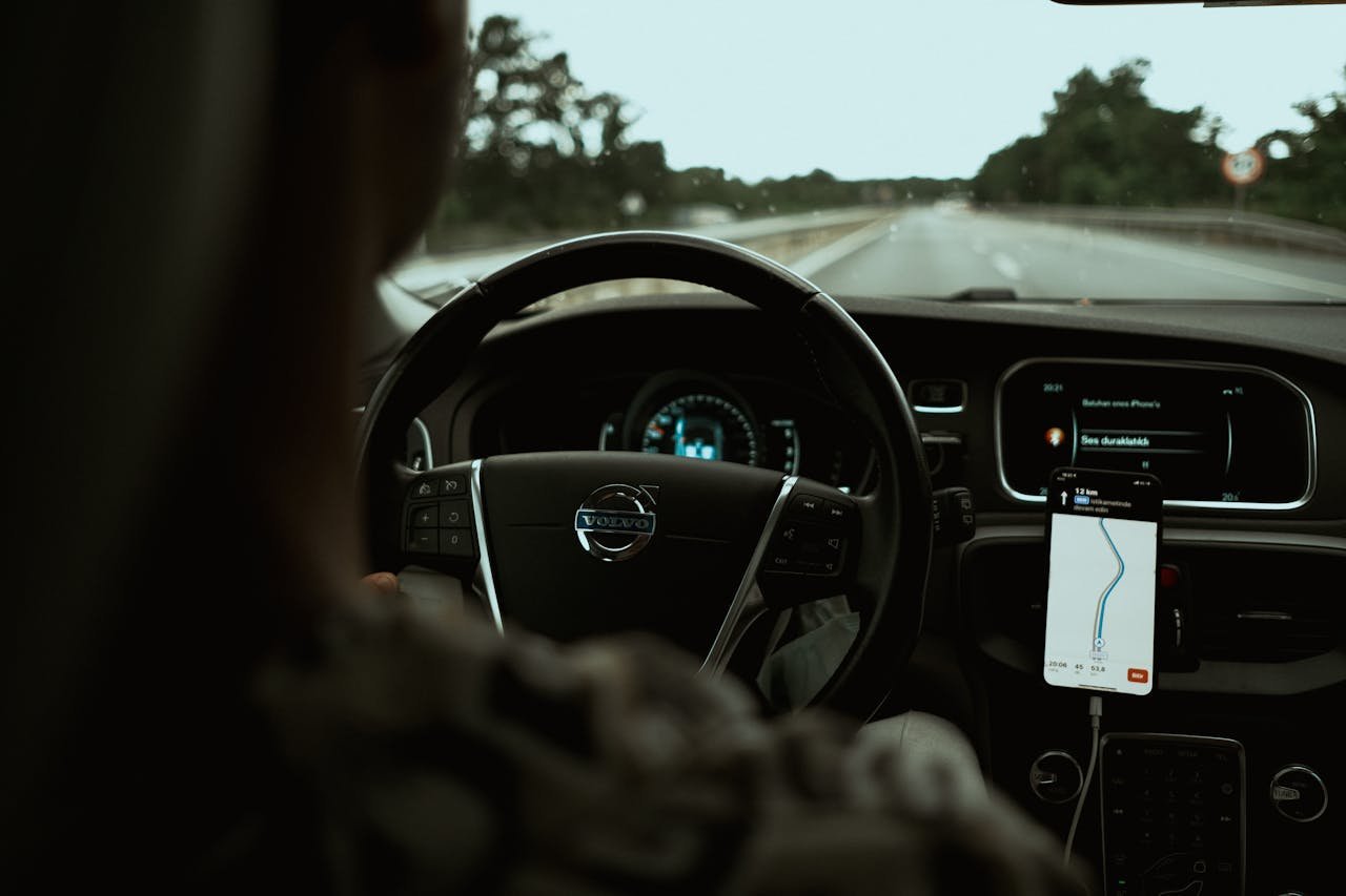 Slimme Navigatie: Hoe Moderne Technologie Autorijden Verandert